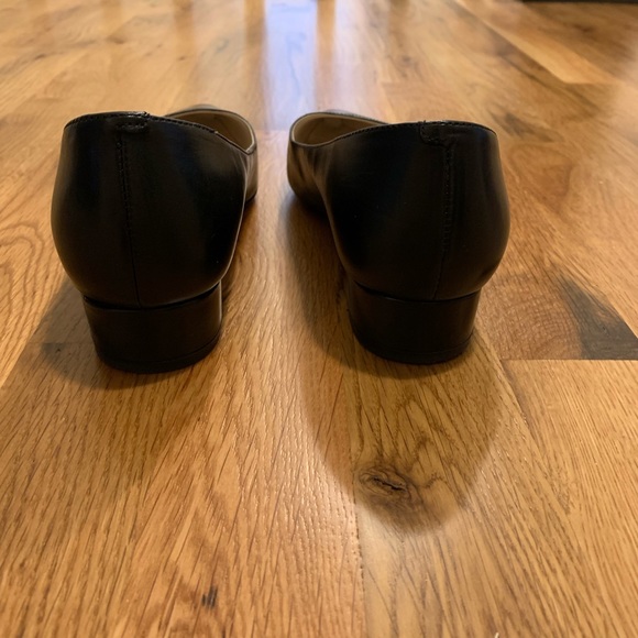 cole haan skimmer flat